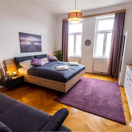 Deluxe Apartment Near Hauptbahnhof Wenen Buitenkant foto